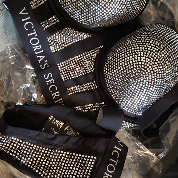 VICTORIA SECRETS SWAROVSKI CRYSTAL SHOP STOPPER